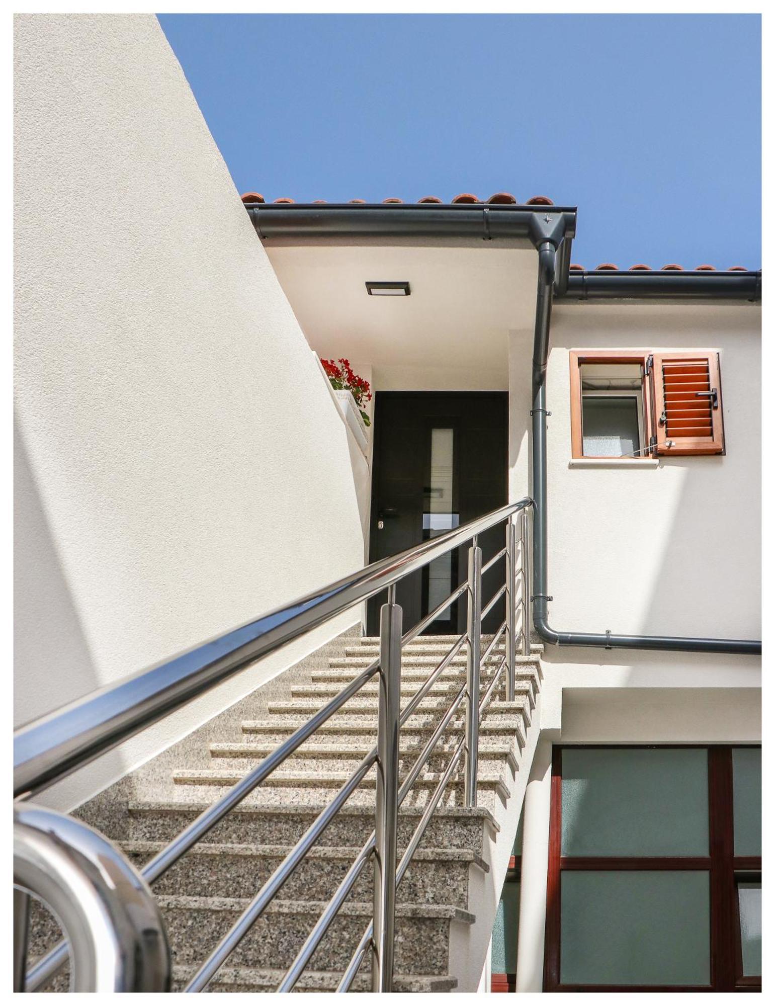 Luxury Penthouse Roberta Apartamento Primošten Exterior foto